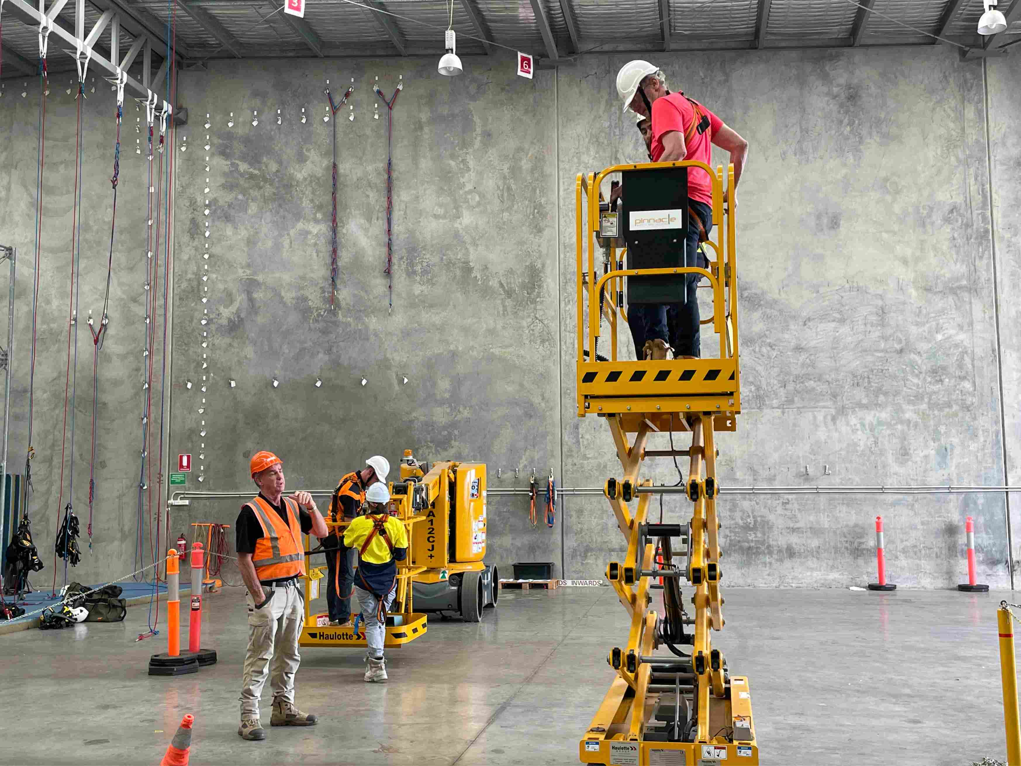 EWP Under 11m VOC-thumbnail